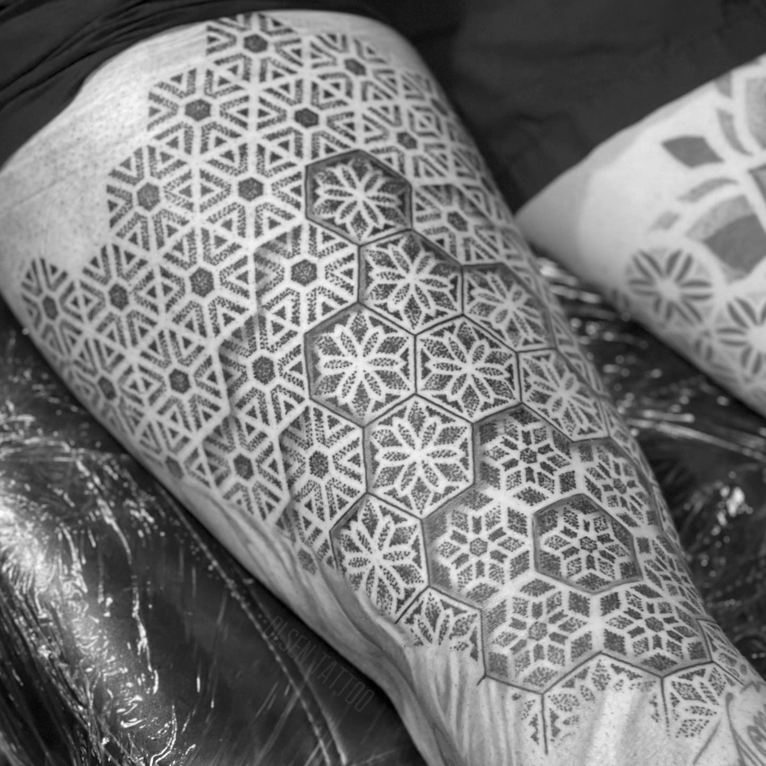 Geometric Leg tattoo